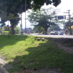 Leito ferroviário abandonado em direção à Bongaba