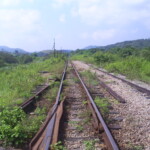 Trecho da ligação Saracuruna x Visconde de Itaboraí, que cruzava com a EF Mauá em Bongaba (atualmente trens do ramal de Guapimirim percorrem esse trecho)