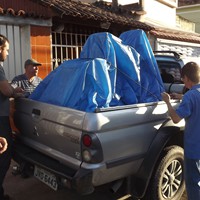 Embarcando o Ferreocar em Piedade, para testes em Rio Bonito